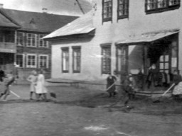 Ловозеро. Школа интернат. Около школы детский сад. 1963-1964 г.г. 